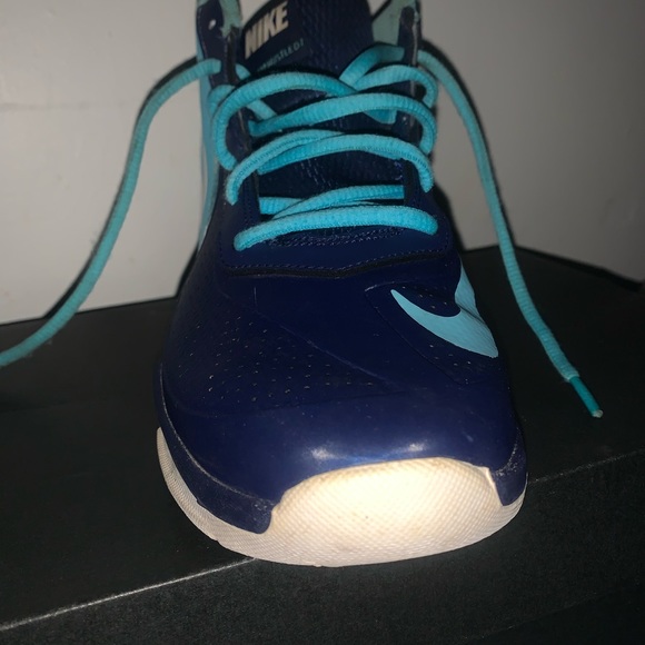 Nike women  7y - Picture 2 of 6